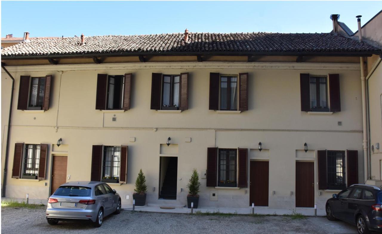 R & A Minerva Suites Pavia Exterior foto